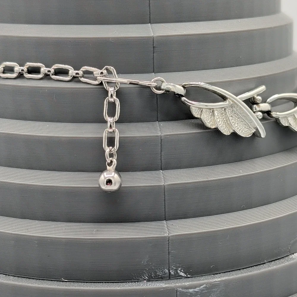 Vintage Silver Toned Textured Leaf Link Choker Necklace Spring Jewelry‎